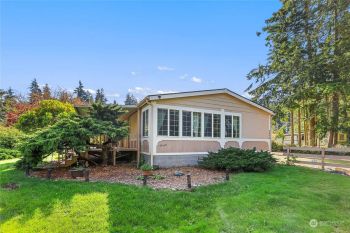 4496 Alamo Way , Oak Harbor, WA 98277