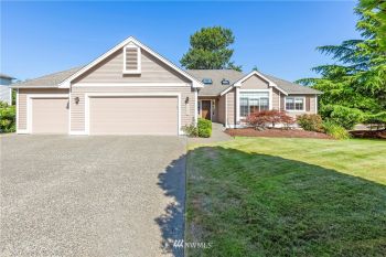 2261 SE Bandera Court , Port Orchard, WA 98367