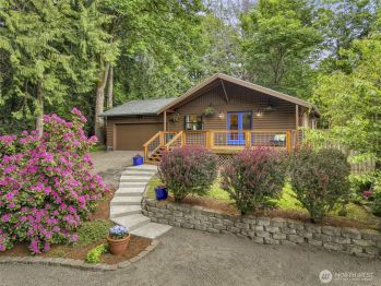 20580 Stephen Drive NE, Kingston, WA 98346