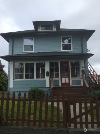 1418 Burwell Street , Bremerton, WA 98337
