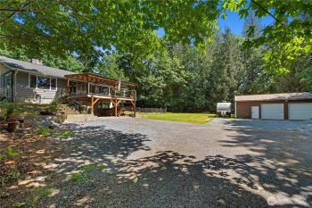 902 W Stanley Street , Granite Falls, WA 98252