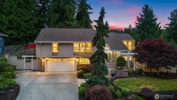 7525 144th Avenue NE, Redmond, WA 98052