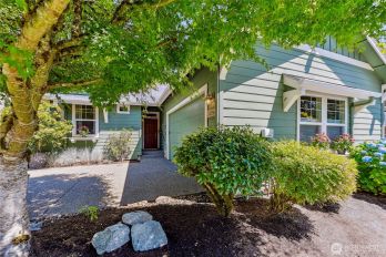 24256 NE Vine Maple Way , Redmond, WA 98053