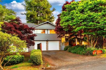 705 N 203RD Street , Shoreline, WA 98133