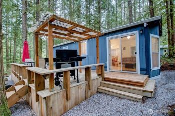 187 Big River Boulevard E, Deming, WA 98244