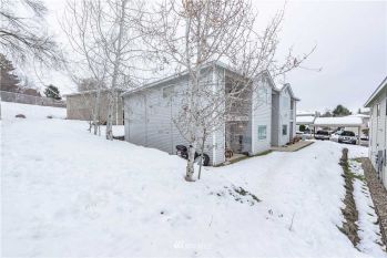 595 Eastmont Avenue , East Wenatchee, WA 98802