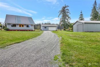 1180 Utsalady Road , Camano Island, WA 98282
