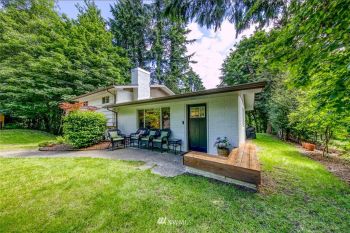 2308 Kent Avenue W, Bremerton, WA 98312