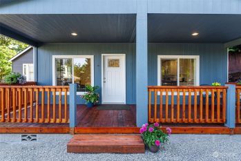 6551 NE Pine Street , Suquamish, WA 98392