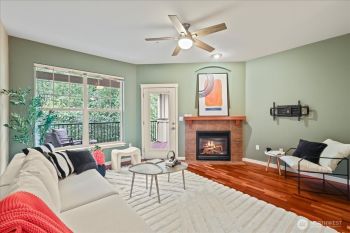 4321 Issaquah Pine Lake Road SE #403, Sammamish, WA 98075