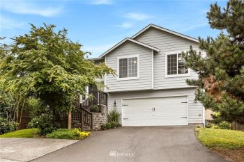 2401 205th Place SW, Lynnwood, WA 98036