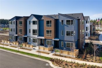 32670 Hemlock Avenue SE, Black Diamond, WA 98010