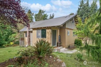 3467 Shady Lane , Camano Island, WA 98282