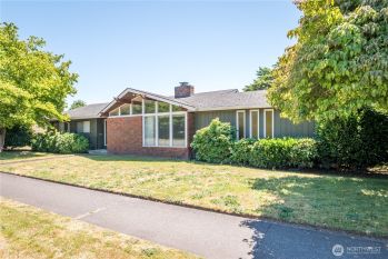 2345 Ocean Beach Highway , Longview, WA 98632