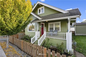 27105 80th Ave NW #1, Stanwood, WA 98292