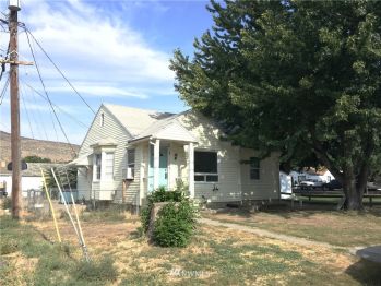 621 C Street SW, Ephrata, WA 98823