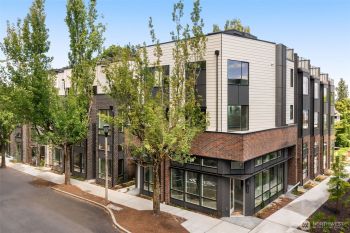 1108 A 34th Avenue , Seattle, WA 98122