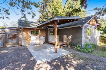 1481 Sierra Park Lane , Camano Island, WA 98282