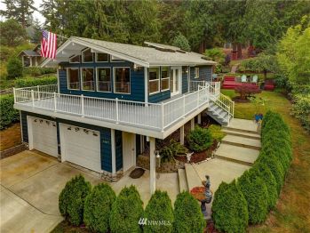 1407 Hansen Street , Camano Island, WA 98282
