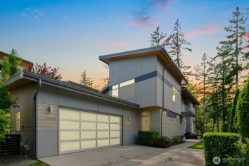 21955 SE 30th Place , Sammamish, WA 98075