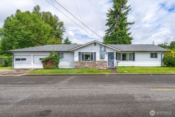 405 Redpath Street , Kelso, WA 98626