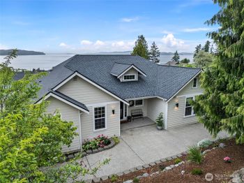 1307 Rainier Street , Steilacoom, WA 98388