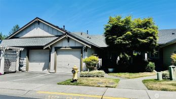 23884 NE 112th Circle #2, Redmond, WA 98053