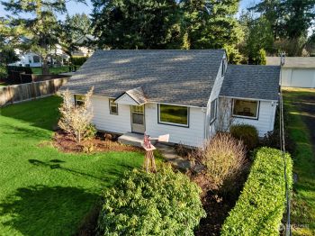 10113 Woodland Avenue E, Puyallup, WA 98373-1181