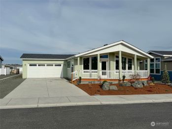 270 E Camelia Street , Sequim, WA 98382