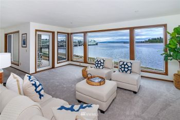 428 Harborview Drive SE #124, Bainbridge Island, WA 98110