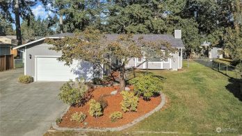 9142 Skokomish Way NE, Olympia, WA 98516