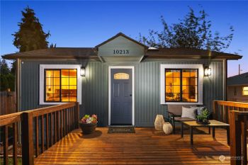 10213 Occidental Avenue S, Seattle, WA 98168