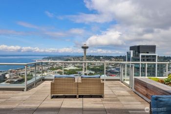 583 Battery Street #1908N, Seattle, WA 98121