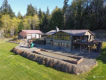 5004 S Old Mill Road , Port Angeles, WA 98362-1939
