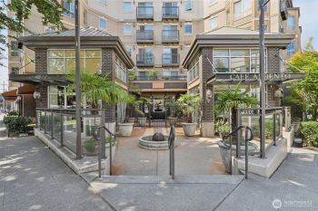 1125 E Olive Street #206, Seattle, WA 98122-8408