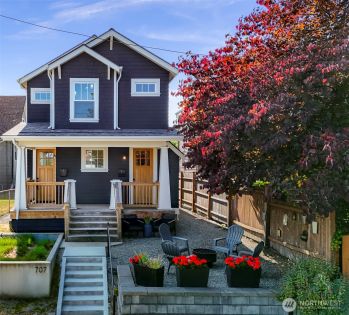 707 21st Avenue #A, Seattle, WA 98122