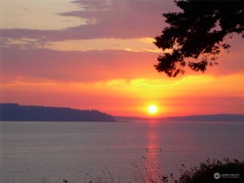3902 S Camano Drive , Camano Island, WA 98282