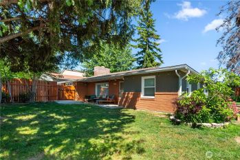 2002 Maple Street , Wenatchee, WA 98801