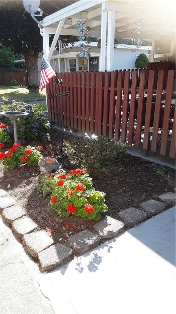 348 7th Place SE #1, Puyallup, WA 98372