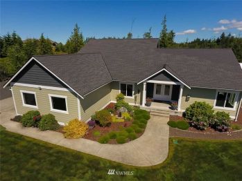 1033 Phillips Parkway , Port Angeles, WA 98362