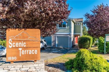 1890 SW Scenic Heights Street #B-4, Oak Harbor, WA 98277