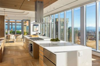 800 Columbia Street #2001, Seattle, WA 98104