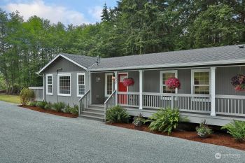 5637 Woodard Avenue , Freeland, WA 98249