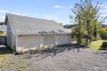 153 Weyerhaeuser N, Eatonville, WA 98328