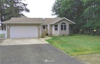 487 Dolphin Avenue NE, Ocean Shores, WA 98569