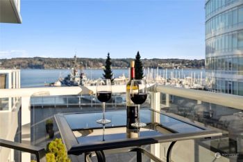 360 Washington Avenue #203, Bremerton, WA 98337