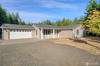 52 E Mikkelsen Road , Shelton, WA 98584