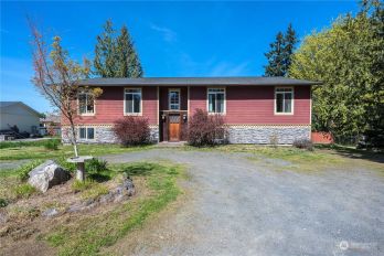 1317 Bent Cedars Way Way , Port Angeles, WA 98362