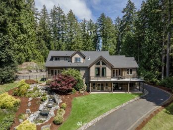 3309 E Bay Drive NW, Gig Harbor, WA 98335