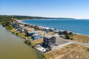 168 Keystone Avenue , Coupeville, WA 98239